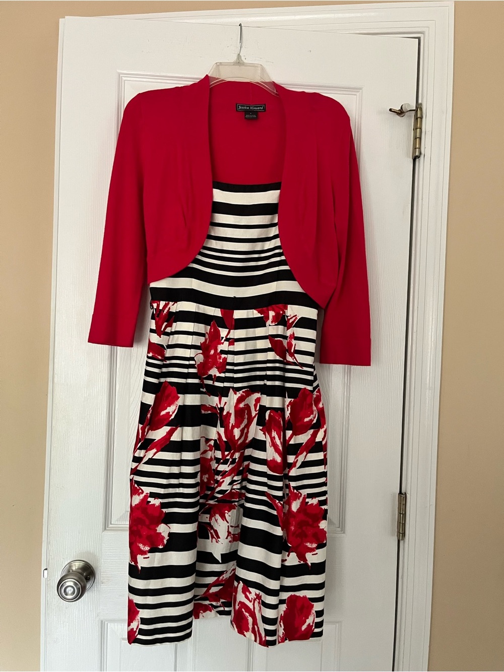 Jessica Howard Red Floral Stripe Fit-and-Flare Dress with Red Bolero
Size 8